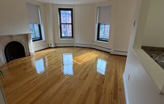 586 Massachusetts Ave