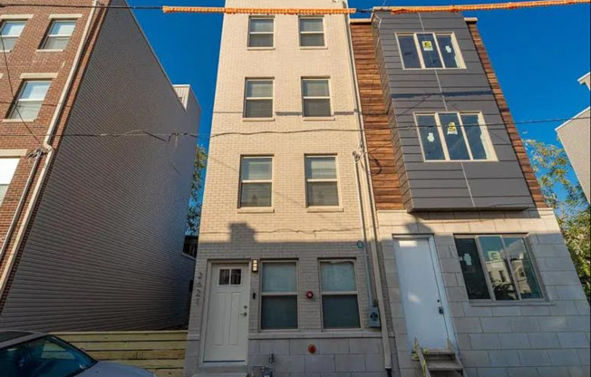 2621 Latona St. Philadelphia, PA 19146