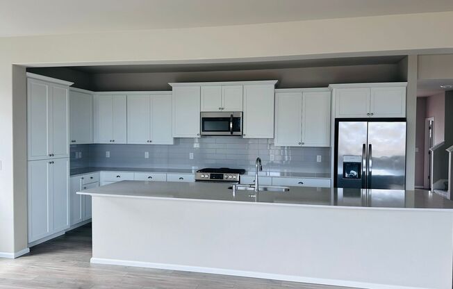 4 bedroom 2.5 bath