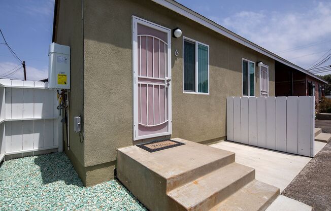 1414 Roosevelt Ave