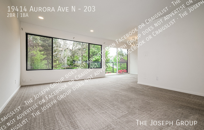 19414 AURORA AVE N