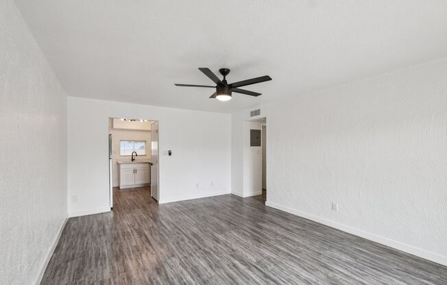 2 beds, 2 baths, 890 sqft, $1,549, Unit 229