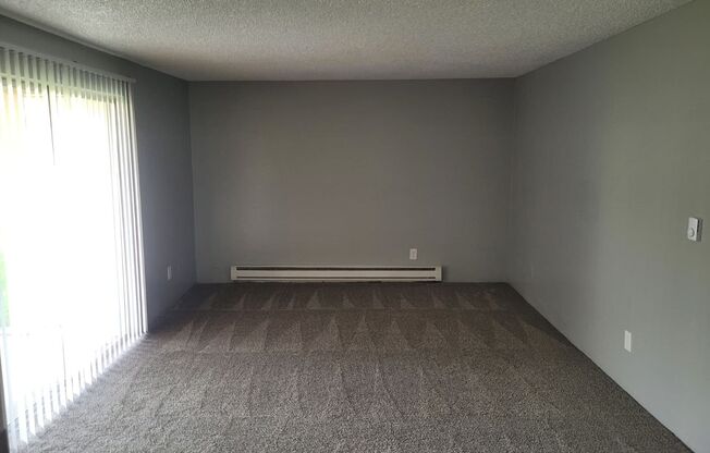 2 beds, 1 bath, 867 sqft, $1,255, Unit 601 K102