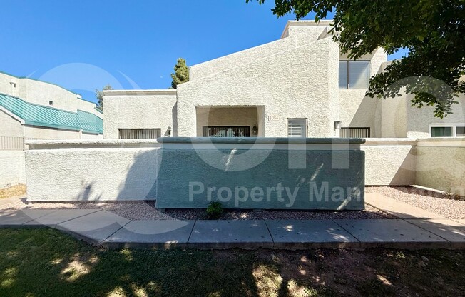 3 beds, 3 baths, 1,391 sqft, $1,899, Unit 1084