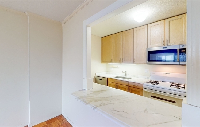 1 bed, 1 bath, 628 sqft, $2,650, Unit 11B
