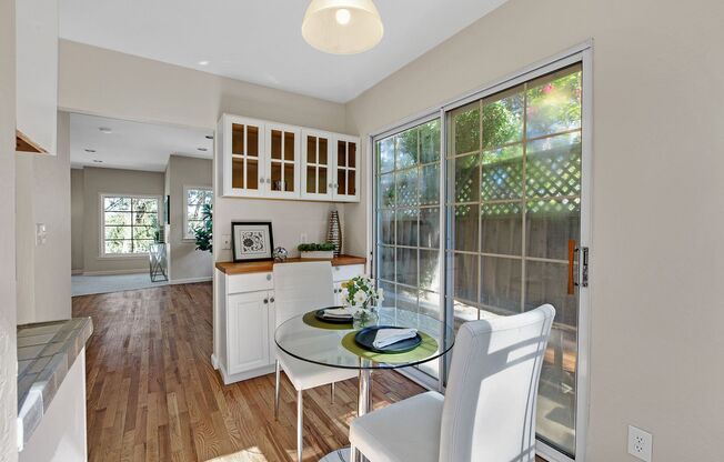 Warm & light filled 3 bedroom 2 bath Brisbane