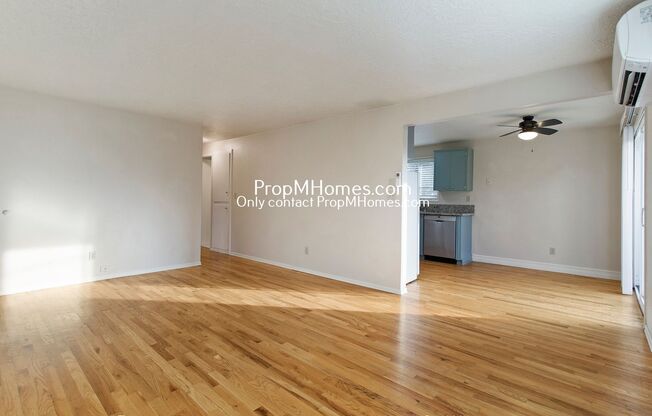 Charming 2 Bedroom Duplex in SW Portland!