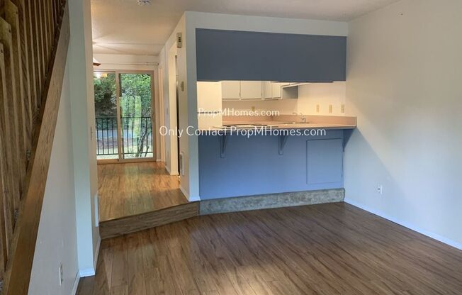 2 beds, 2 baths, $1,899