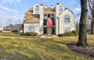 1st Floor Bowie Condo