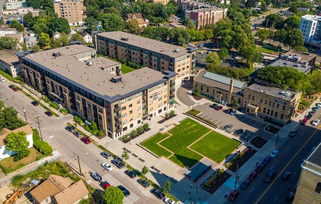 1 bed, 1 bath, 717 sqft, $1,675, Unit 406