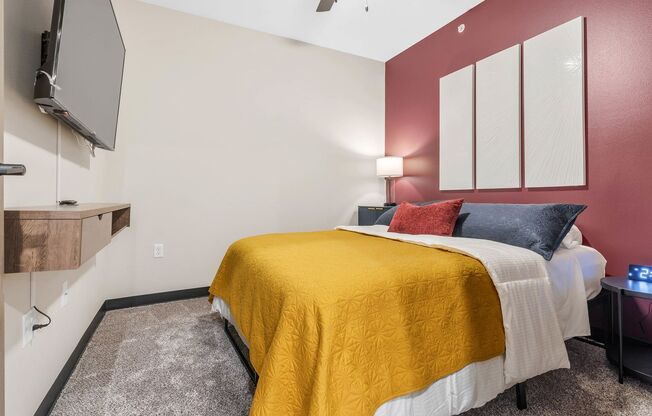 2 beds, 1 bath, 839 sqft, $1,460, Unit #304