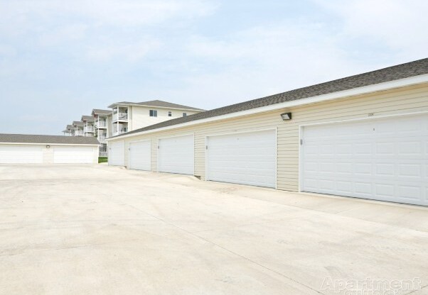 2 beds, 2 baths, 1,057 sqft, $1,145, Unit 3312-208