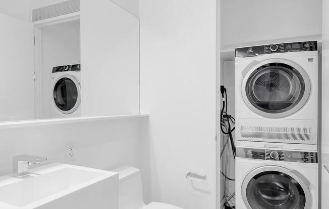 1 bed, 1.5 baths, 1,066 sqft, $7,070, Unit 680