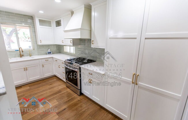 3 beds, 2 baths, 1,673 sqft, $3,000