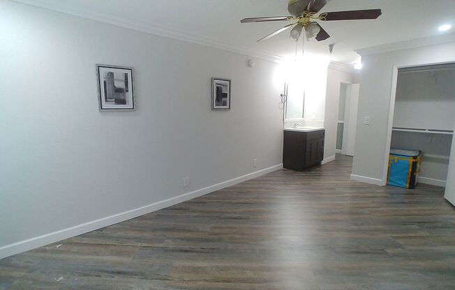 2 beds, 2 baths, 910 sqft, $2,895, Unit 302