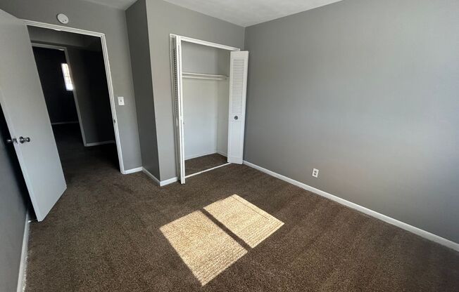 2 beds, 1 bath, 750 sqft, $945, Unit B04 1034 10