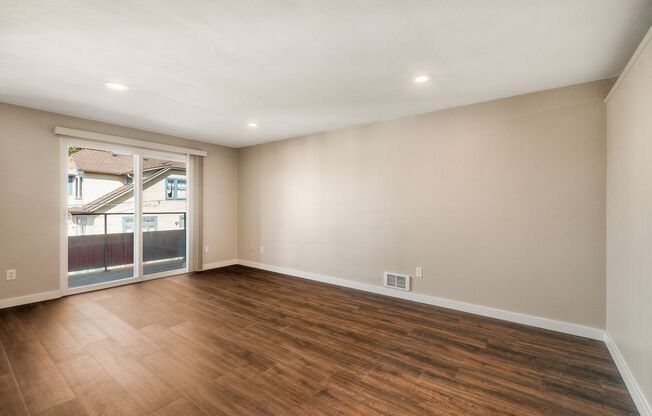 Leschi View Apartments
