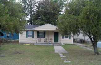 Duplex For Rent-Great Location!