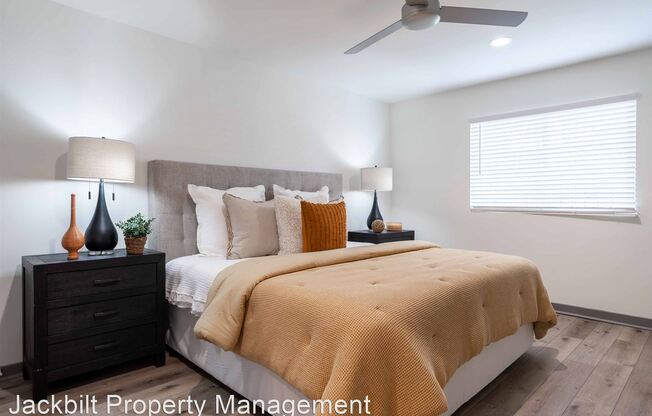 1 bedroom luxury apartments AMAZING VIRGINIA HIGHLANDS LOCATION! Steps to shops and restaurants!