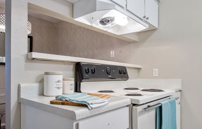 1 bed, 1 bath, 770 sqft, $855, Unit 1135-C