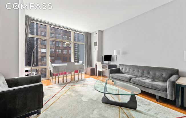 1600 Broadway