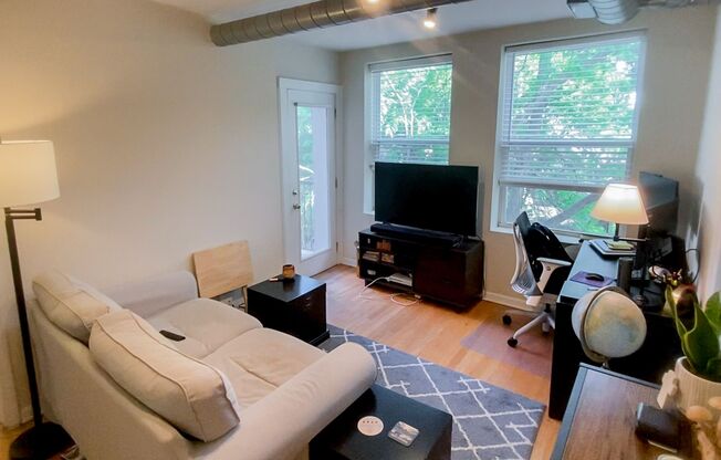 1 bed, 1 bath, 405 sqft, $1,875, Unit 2520-C3