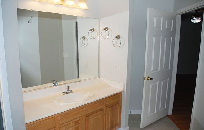 1 bed, 1 bath, $1,600, Unit # 1112
