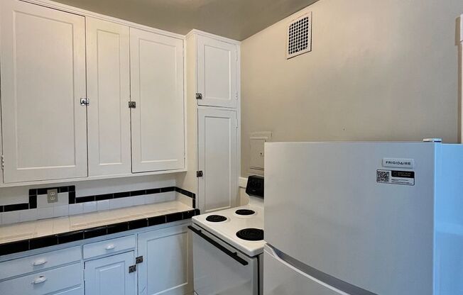 1 bed, 1 bath, $1,445, Unit 41