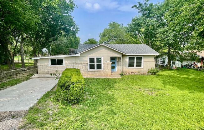 Fully Updated & Unbeatable Location