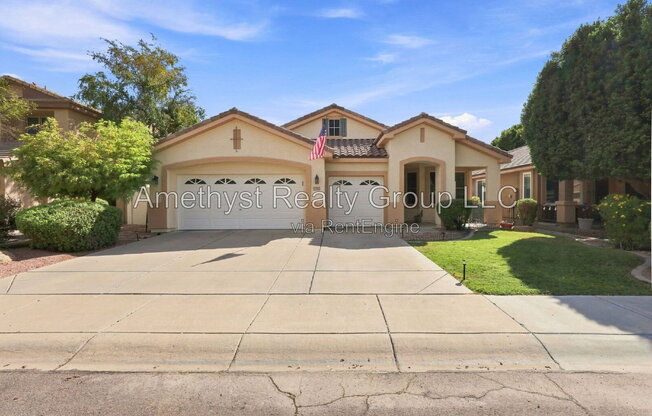 7027 W POTTER DR