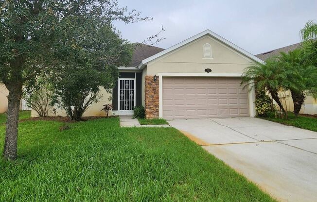 Sprawling 4 bedroom home on the pond!