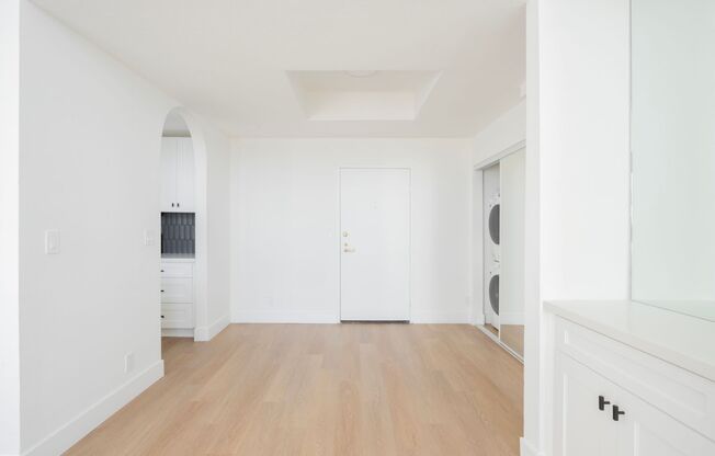 2 beds, 2 baths, $3,254, Unit 103