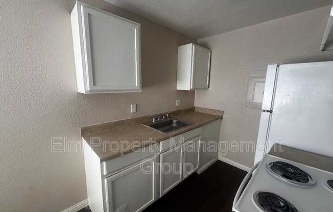2101 Sunrise Ave Units 1-12