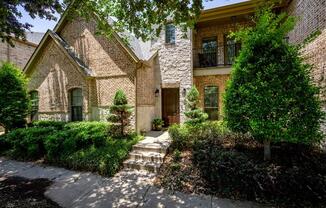 6868 FIRENZE LN