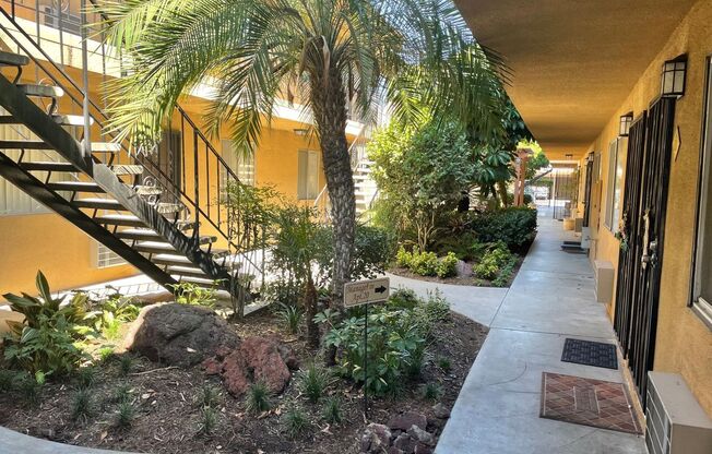 Villa Del Sol Apartments