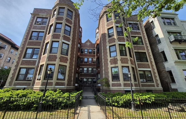 1269 COMMONWEALTH AVE