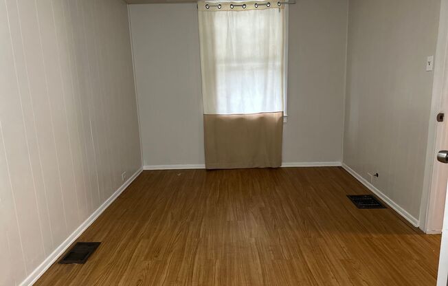 1 bed, 1 bath, $1,500