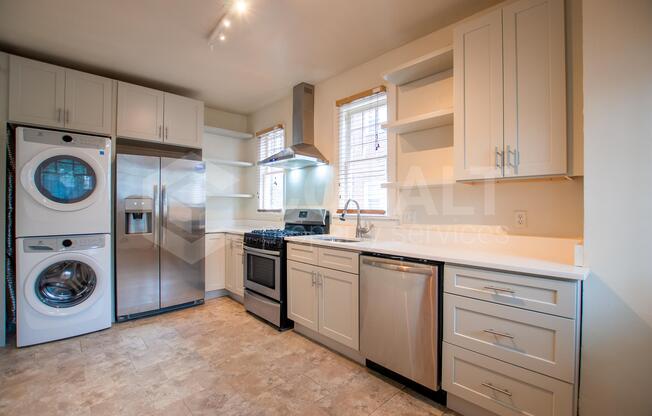 735 PONCE DE LEON CT