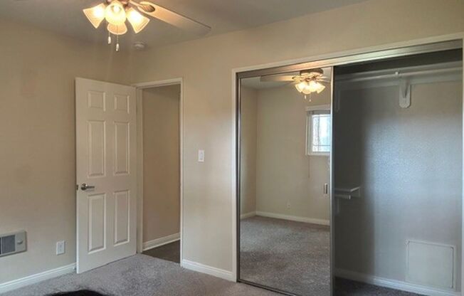 2 beds, 2 baths, 880 sqft, $2,695, Unit Q-39