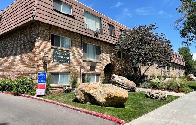 1 bed, 1 bath, 600 sqft, $995, Unit 11A