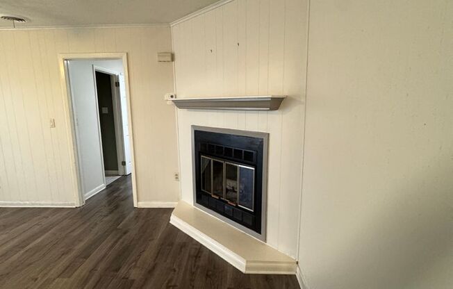 2 beds, 2 baths, $1,200