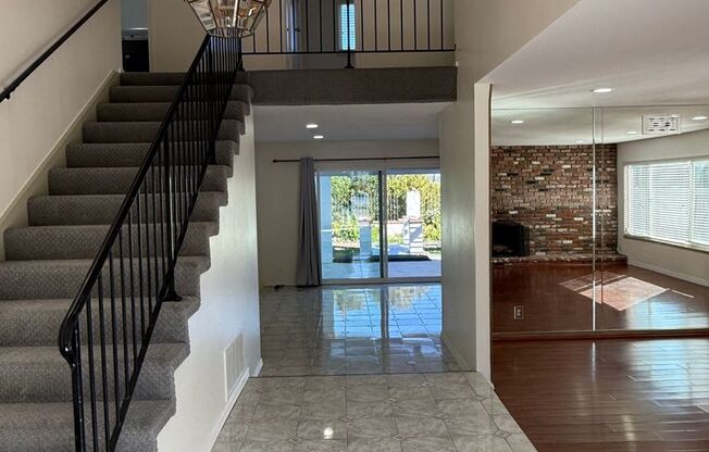 Spacious 4 Bed 3 Bath Cul-de-Sac Home