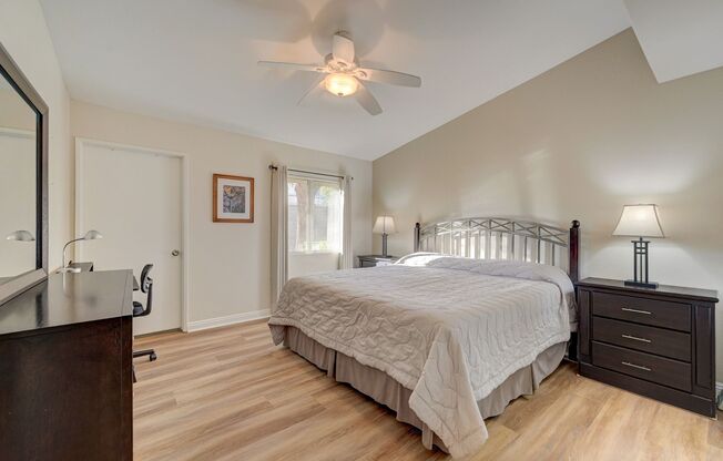 2 beds, 2 baths, $1,650, Unit # 1071