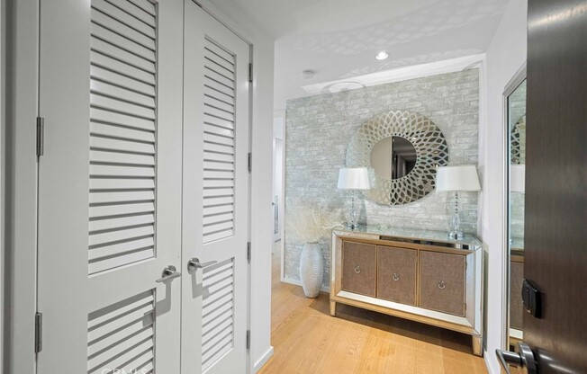 2 beds, 2 baths, 1,309 sqft, $7,000, Unit 4111