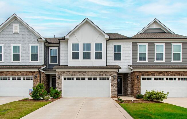 Beautifully Appointed Townhome in Prime Holly Springs Location!