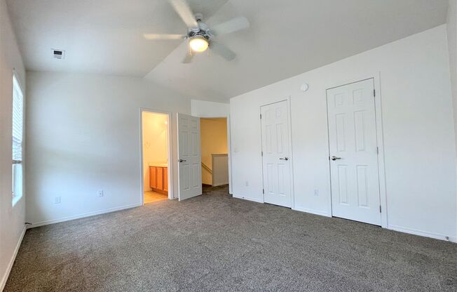 2 beds, 2.5 baths, $1,700