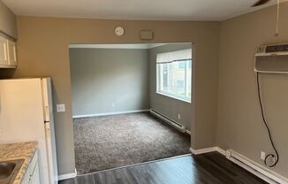 3 beds, 1 bath, 1,050 sqft, $1,300, Unit Unit #3