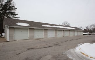 36 Plex - Village Green Apartments