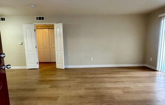 1 bed, 1 bath, $1,100, Unit # 1176