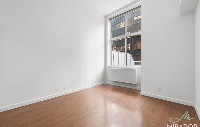 1 bed, 1 bath, $4,600, Unit 4B